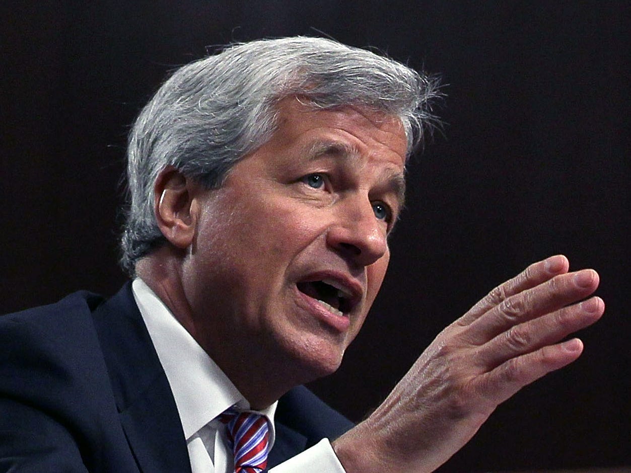 Jamie Dimon calls bitcoin a 'fraud' and a 'Ponzi scheme' — and says the crypto is hopeless as a currency