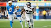 Lawrence y Jaguars sorprenden 38-10 a Herbert y Chargers