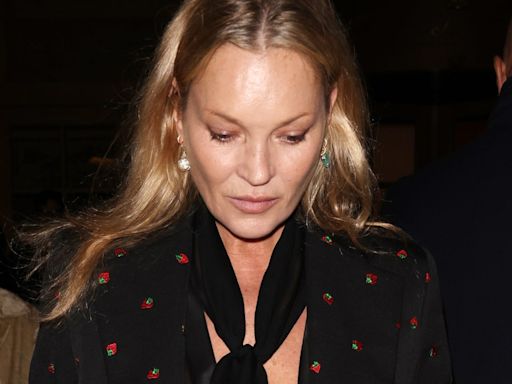 Kate Moss Has Always Loved A Useless Scarf