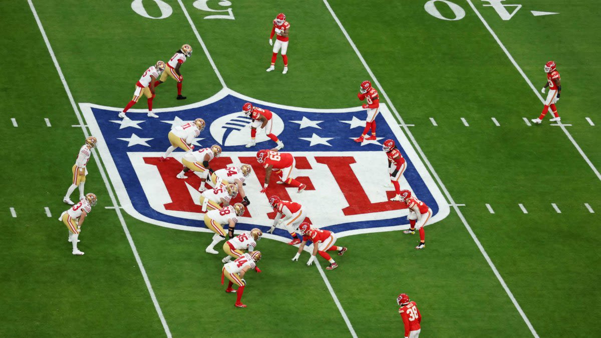 Netflix hunts for a production partner for its Christmas NFL games