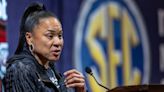Dawn Staley’s Gamecocks aren’t ‘the hunted’ as season starts. They like that challenge
