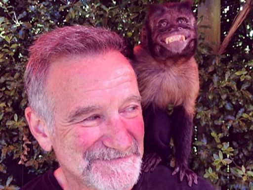 Robin Williams' daughter Zelda slams post suggesting he owned a pet monkey