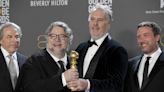 Guillermo del Toro causa sensación tras ganar Globo de Oro: "Eres grande"
