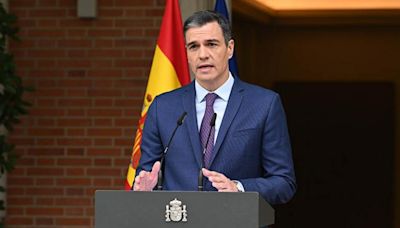Sánchez llama a comicios anticipados en España