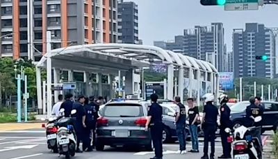 影／淡海新市鎮赫見長槍射擊 警方查獲2人6槍只是空氣BB槍