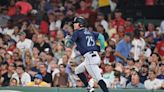 Deadspin | Mariners use five-run 5th to down Red Sox