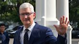 Apple CEO to Meet Singapore Leader to Wrap Whirlwind Asia Tour