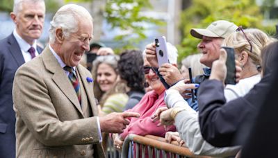 El rey Carlos III retomará sus actividades públicas tras un periodo de tratamiento contra el cáncer