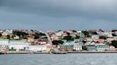 Barco pesquero se hunde en las Malvinas: mueren ocho tripulantes y cinco están desaparecidos - La Tercera