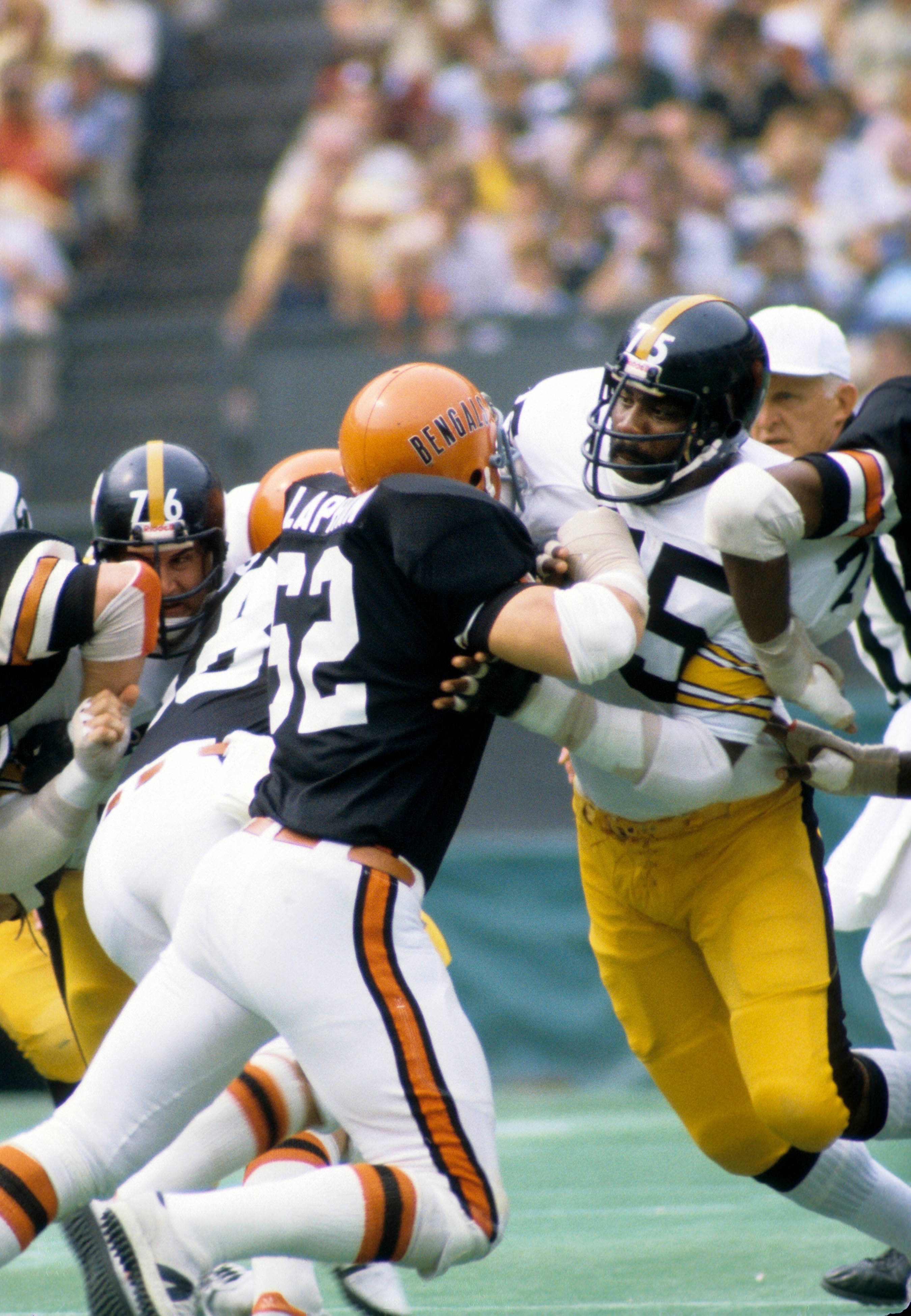 Bass: How can Bengals Ring of Honor go any longer without these two legends?