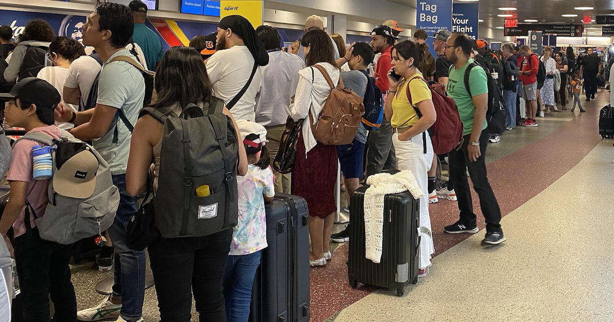 Airlines grounded, flights canceled at Boston's Logan Airport amid worldwide Microsoft outage