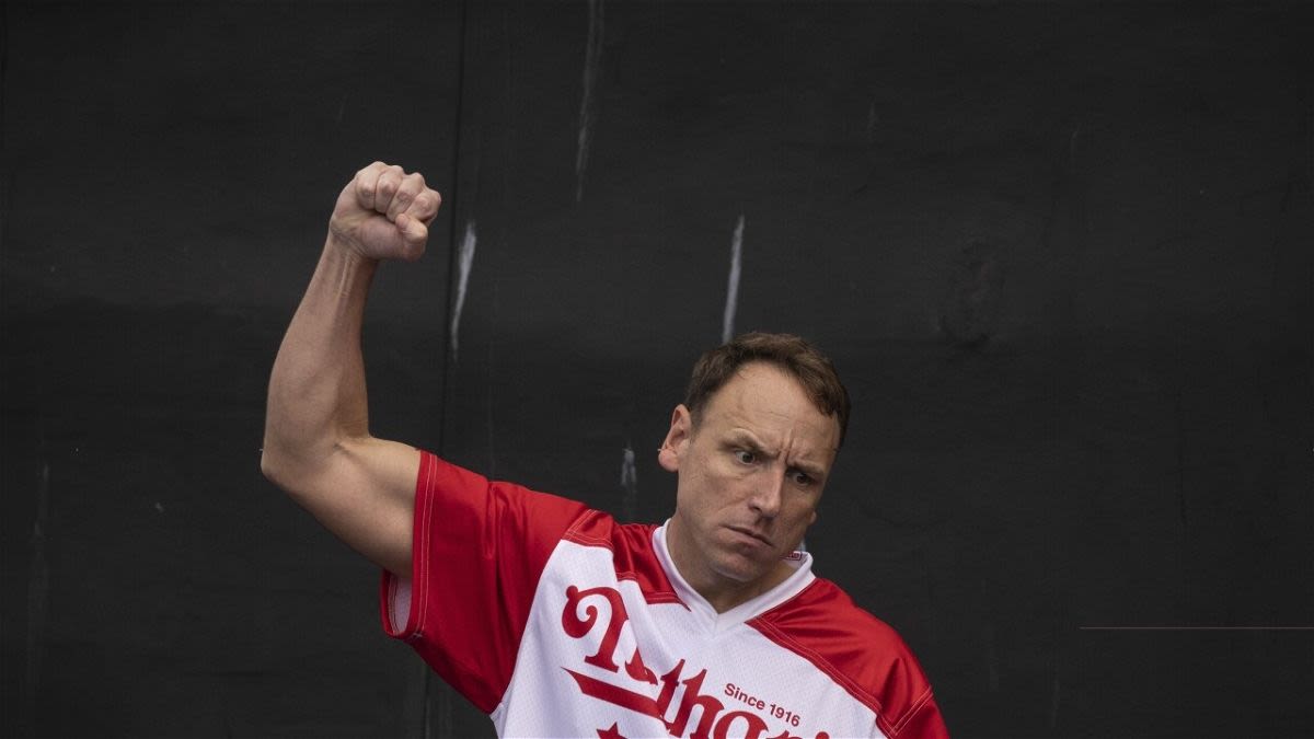 Joey Chestnut banned from competing in the Nathan's Hot Dog Eating Contest due to a sponsor conflict – KION546