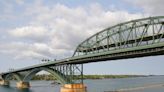 Maryland man arrested at Peace Bridge on felony warrant