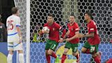 Eurocopa: Cristiano Ronaldo, en el día que alcanzó otro récord, tuvo poca grandeza para festejar el agónico triunfo de Portugal