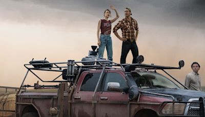 Video: 'Meet the Tornado Wranglers' in New TWISTERS Featurette