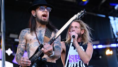 Dave Navarro finished an album with Taylor Hawkins – then he lost his friend, his band and his love of guitar playing