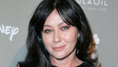 '90210' costars pay tribute to Shannen Doherty after death at 53