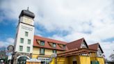 See a 600-pound cheese tower at Frankenmuth Cheese Haus Palooza