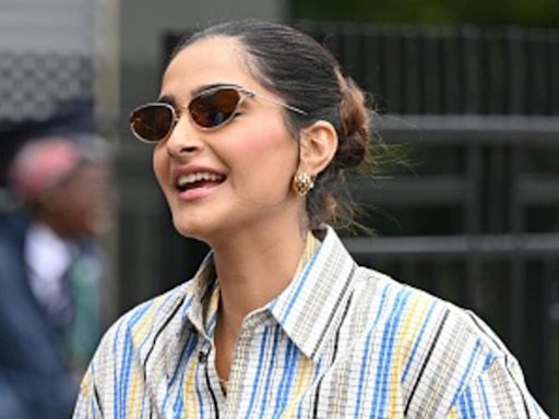 Sonam Kapoor on being told she's 'not aged much': 'Obviously I don't look as young as a Janhvi or a Khushi but...'