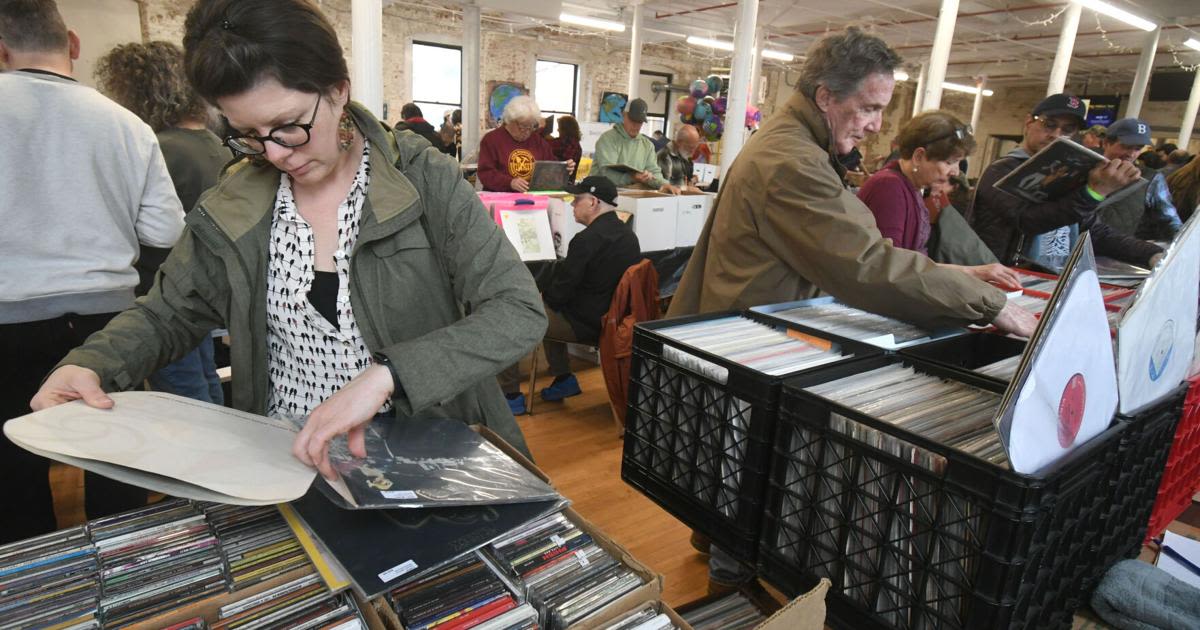 At the Central Berkshire Record Show, no two vinyl collections — or collectors — are the same