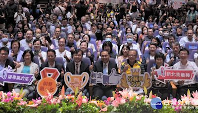 侯友宜表揚模範公務人員及績優人員 勉同仁能以獲獎人員為學習標竿