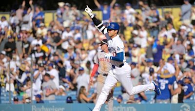 Ohtani's 30th HR clears seats at Dodger Stadium