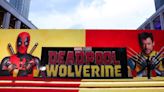 Sacan del cine a menor de edad que se metió a ver Deadpool & Wolverine porque no tenía INE