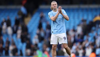 Erling Haaland anotó 4 goles en la más reciente victoria del Manchester City en la Premier League - La Opinión