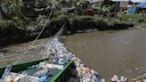 Los emprendedores de Kenia, al rescate de los ríos asfixiados por el plástico