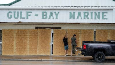 La tormenta tropical Beryl se acerca a Texas; se prevén apagones