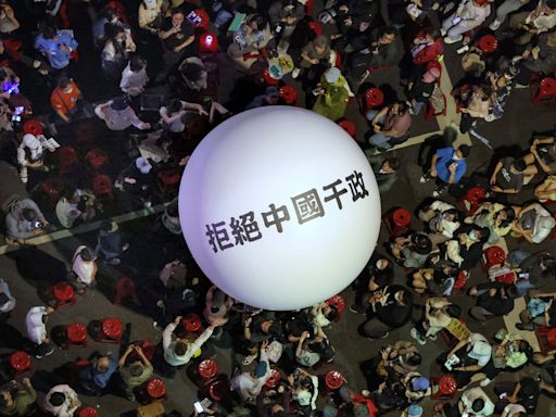 台灣人的危機感出來了，團結對抗中共代理人