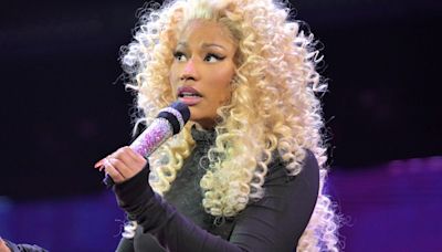Nicki Minaj Gives Fans Surprise Duet With This ‘80s Icon During ‘Pink Friday 2’ Tour