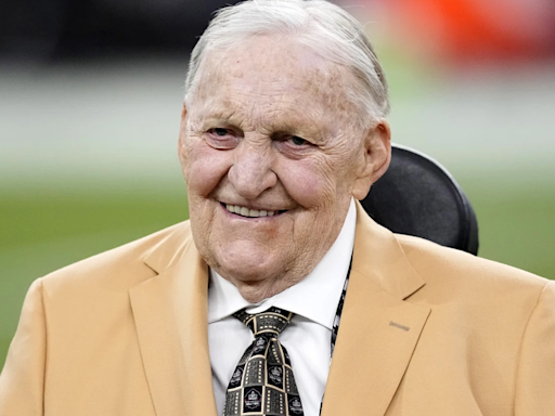 Jim Otto, 'Mr. Raider' and Pro Football Hall of Famer, dies at 86