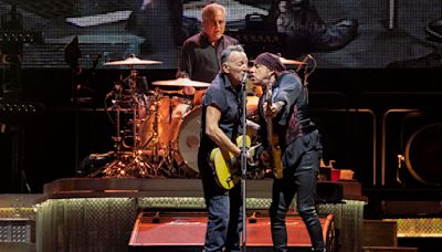 Bruce Springsteen headlines Sea.Hear.Now Festival in Asbury Park, N.J. this weekend. Here's the schedule, more