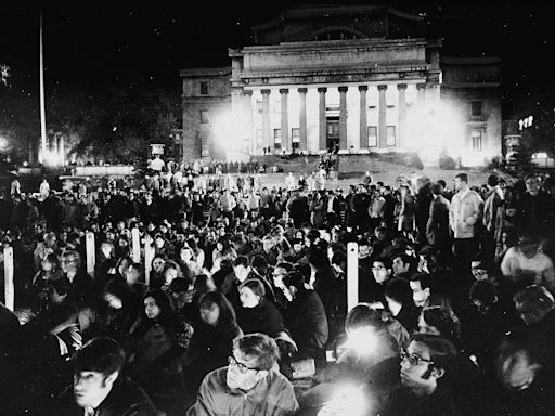 'Vote in the streets?’ Vietnam War protesters reassess strategy more than 50 years later