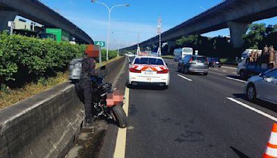 重機上國道自撞！騎士稱誤闖 警祭2罰單重罰