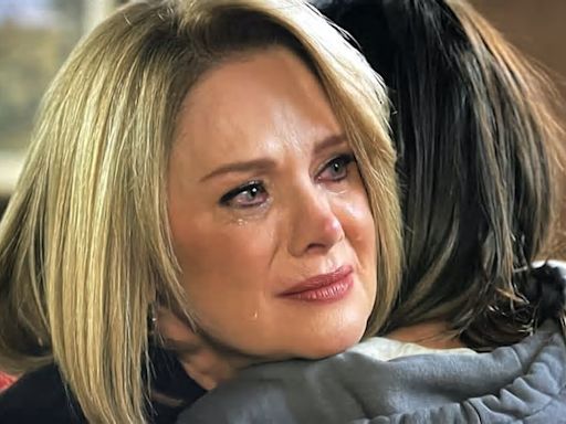 Erika Buenfil sale en defensa de su hijo Nicolás tras ser el blanco de críticas por usar vestido