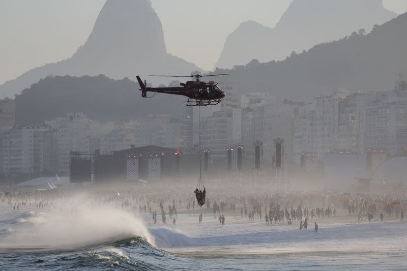 Madonna attracts 1.6 million to free concert at Brazil's Copacabana beach
