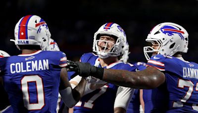 Josh Allen, Bills pound Trevor Lawrence, Jaguars into 0-3 hole in Monday night blowout