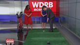 WDRB Mornings attempts some putts ahead of last round of PGA Championship