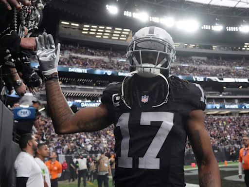 Davante Adams ready to bounce back after Raiders' frustrating season: 'It's a fresh slate'