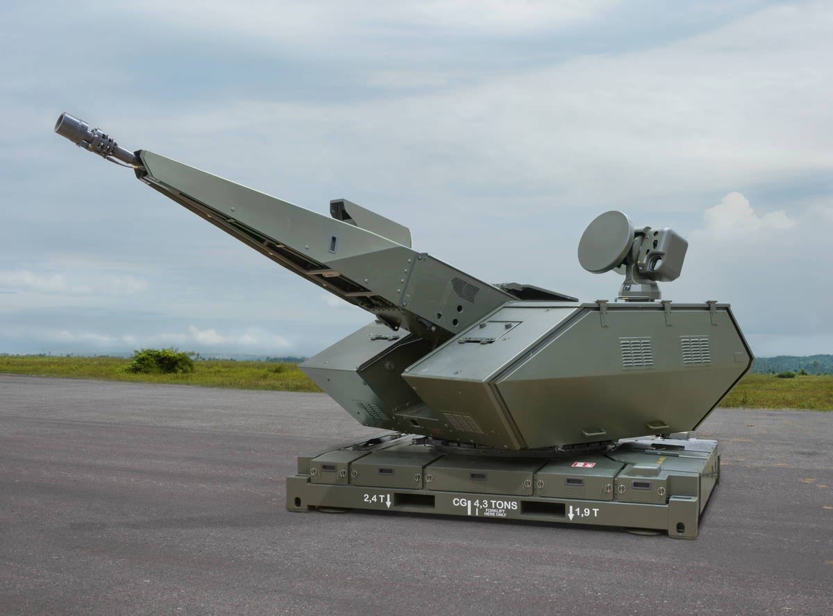 Ukraine deploys new defense system to thwart "drone swarms"