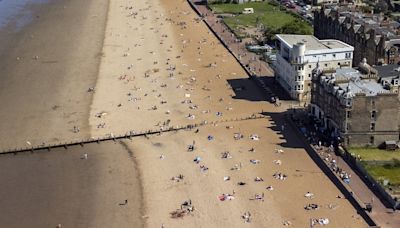 Warnings lifted as Edinburgh beach water quality back at safe levels, Sepa says