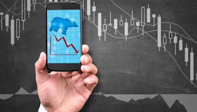 Stock Market Crash: Sensex, Nifty Dive Deep in Red, Drop Up to 1 pc Amid Tech Issues Due To Microsoft Global Outage