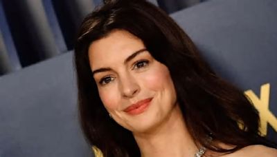 Anne Hathaway revela que besó a 10 actores en casting de una película: "No estaba entusiasmada"