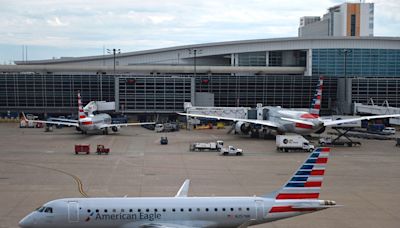 American Airlines CEO Praises Embraer And Slams Boeing