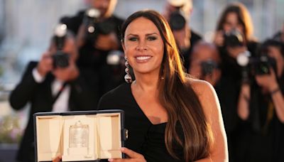 Karla Sofía Gascón publica un mensaje celebrando su premio como Mejor Actriz en Cannes - La Opinión