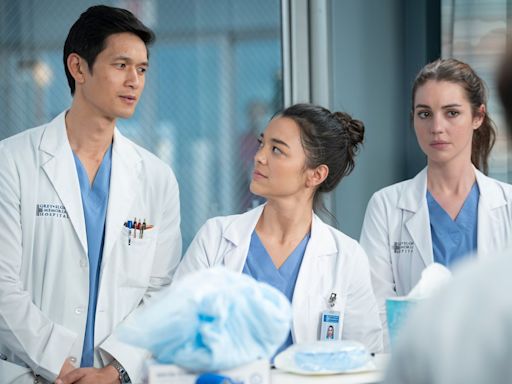 'Grey's Anatomy' recap: Griffith freezes in the OR