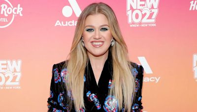 Kelly Clarkson won 'American Idol' 22 years ago — and she forgot the date