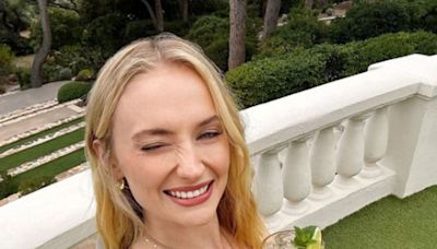 Sophie Turner's 'Hot Girl Summer' Is All About Her Kids, Friends And The Sun - News18